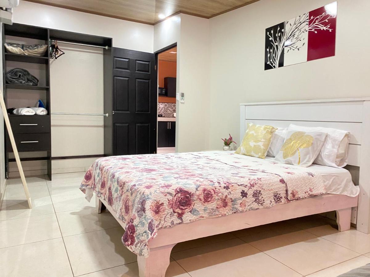 Oxalis Aeropuerto Apartment Alajuela Bagian luar foto