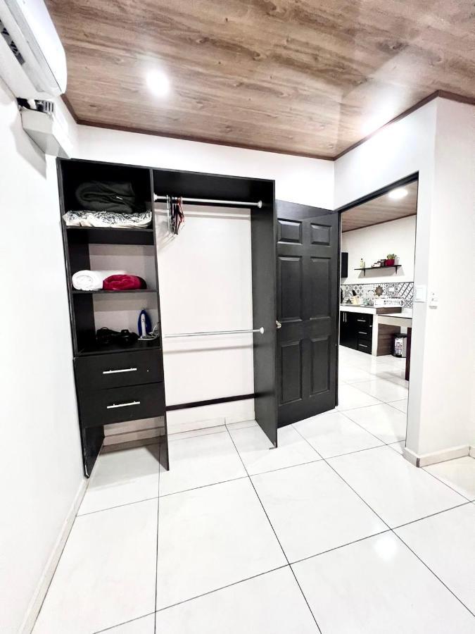 Oxalis Aeropuerto Apartment Alajuela Bagian luar foto